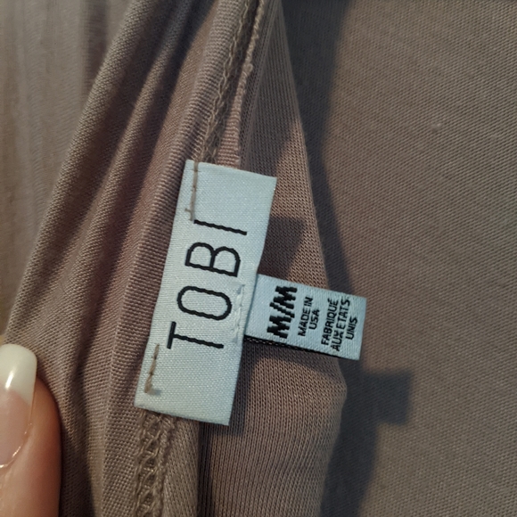 Backless long sleeve top from Tobi - Picture 3 of 3